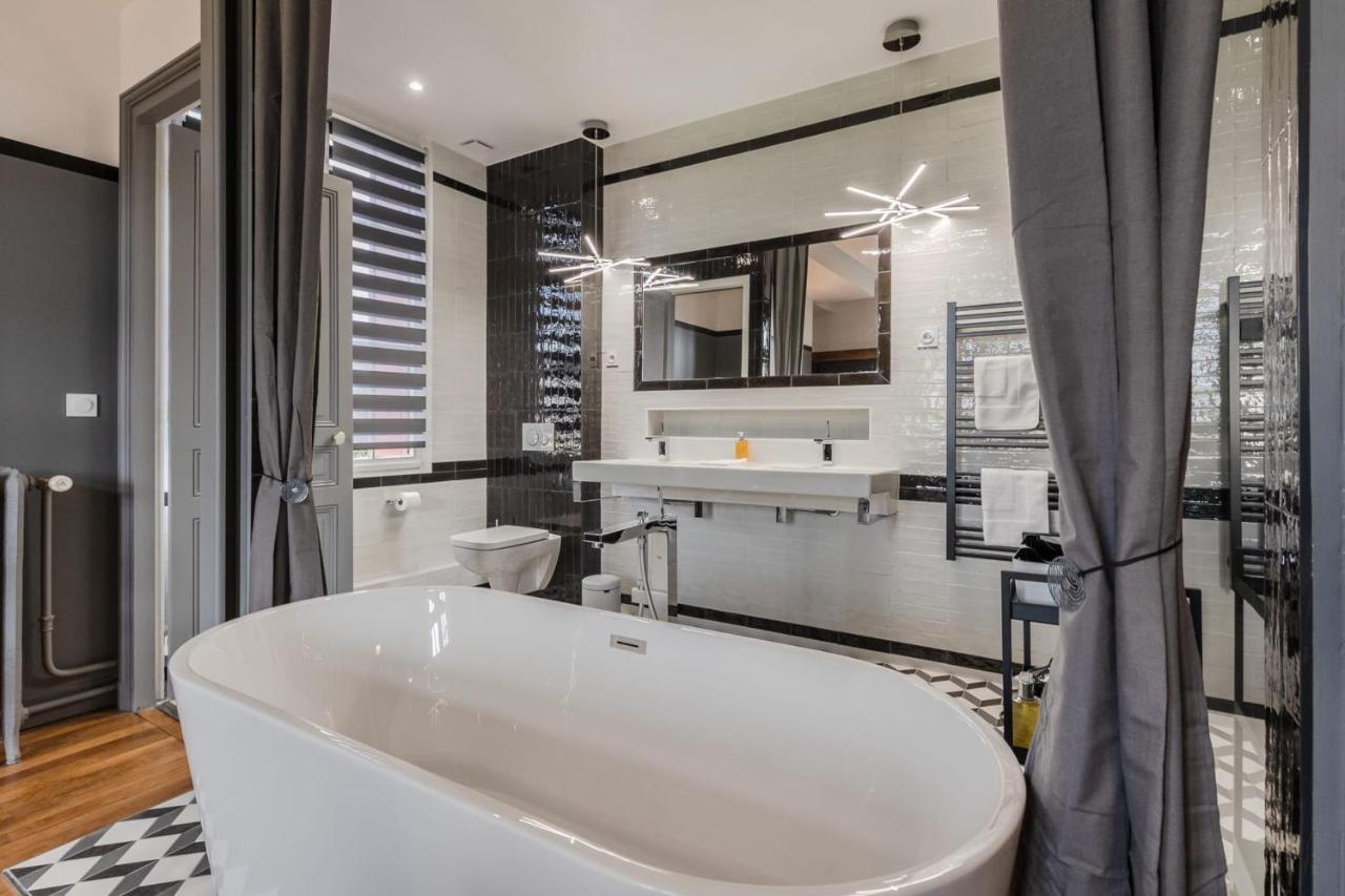 فيلا Le Manoir Des Embruns 14P - Location N1- Terrace- Public Parking 2 Min أونفلور المظهر الخارجي الصورة
